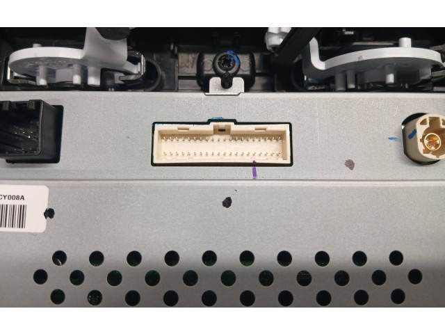 Дисплей    05064993AH   Fiat Freemont