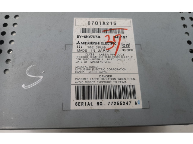 Радио/ проигрыватель CD/DVD / навигация