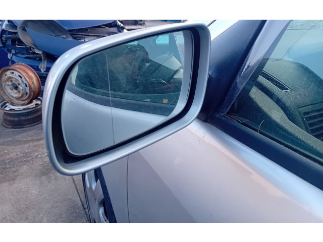 Зеркало электрическое        Skoda Fabia Mk1 (6Y)  1999 - 2007 года   