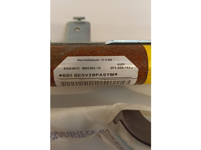 Боковая подушка безопасности 8P4880742J   Audi A3 S3 8P