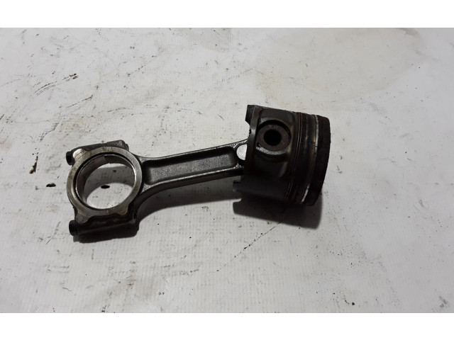 Píst 120A13696R Renault Modus K9K 766,K9K 760