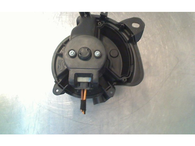 Вентилятор печки       Fiat Punto (199)