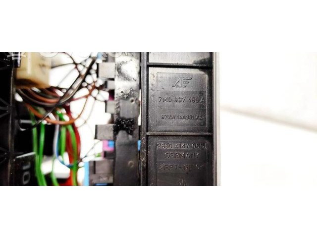 Блок предохранителей 7M0937499A, 97VW14A301AB Ford Galaxy