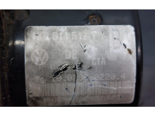 Блок АБС 1K0907379AA, 100206-02204 Volkswagen Golf Plus 2005 - 2013 года