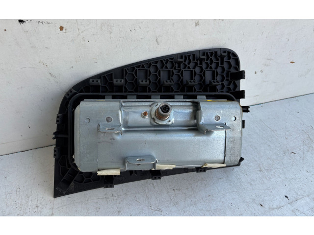 Подушка безопасности водителя Skoda Fabia Mk2 (5J)