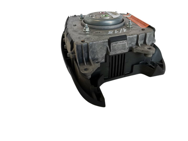 Подушка безопасности водителя 8686284   Volvo V70