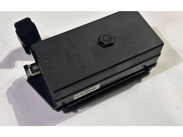 Pojistková skříňka 15329394 Chevrolet Corvette C5 2000