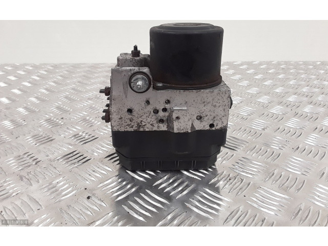 Блок АБС Mn102452   Mitsubishi  L200  1996 - 2006 года