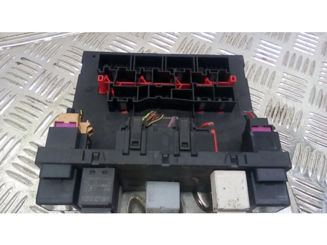 Блок комфорта 1K0937049AA, F005V00495 Volkswagen Caddy