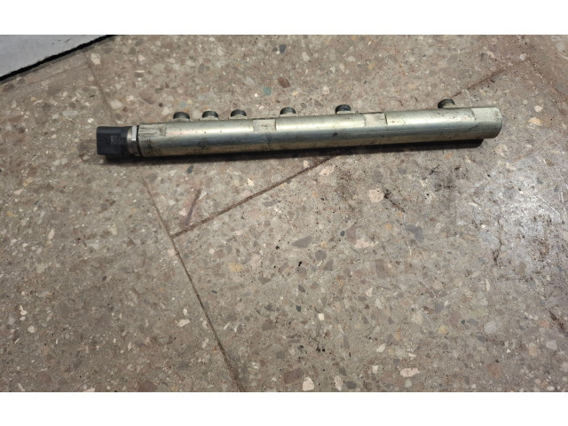 Vstřikovací lišta 779249103, 7792491 BMW 7 E65 E66