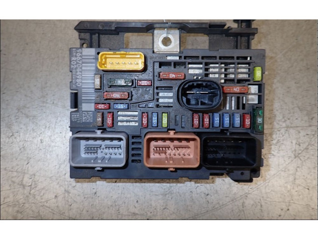 Pojistková skříňka 1613316380 Peugeot 3008 2011