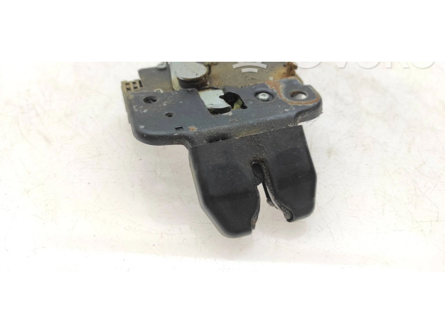 Zámek zadních dveří Subaru Legacy 2007