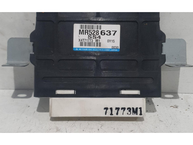 Блок управления коробкой передач    Mitsubishi Pajero