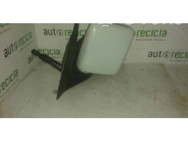 Зеркало электрическое Opel Combo C 2001 - 2011 года