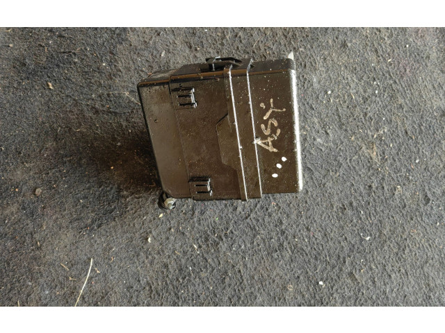 Блок предохранителей Mitsubishi ASX