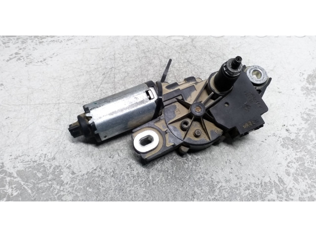 Моторчик заднего дворника 53032712, 2K0955712C Volkswagen Caddy