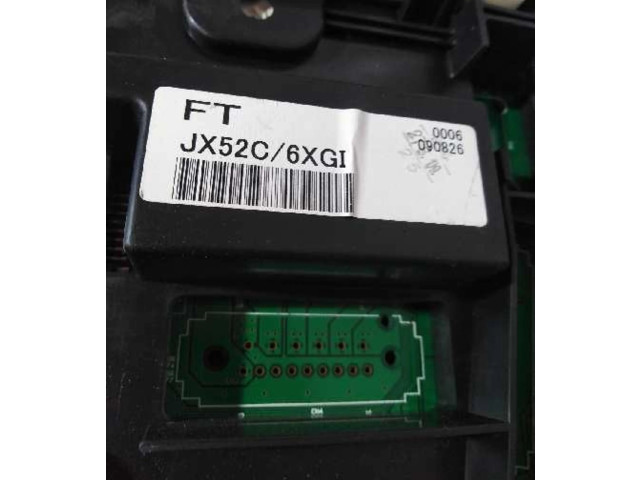 Přístrojová deska Nissan NV200 2009 JX52C6XGI, 200KM