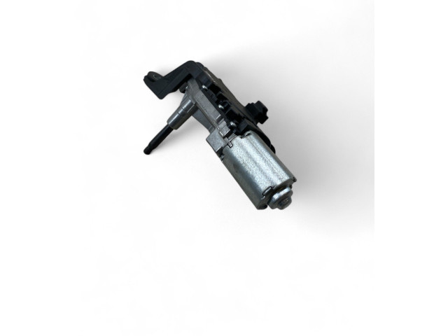 Моторчик заднего дворника 31349380    Volvo XC90