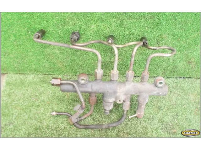 Топливная рампа Mazda MPV II LW