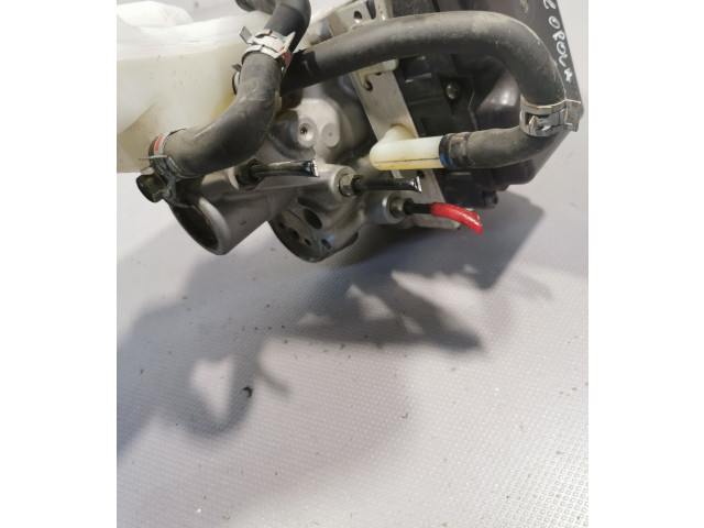 Блок ABS 4727047040, 4721012510   Toyota Corolla E210 E21