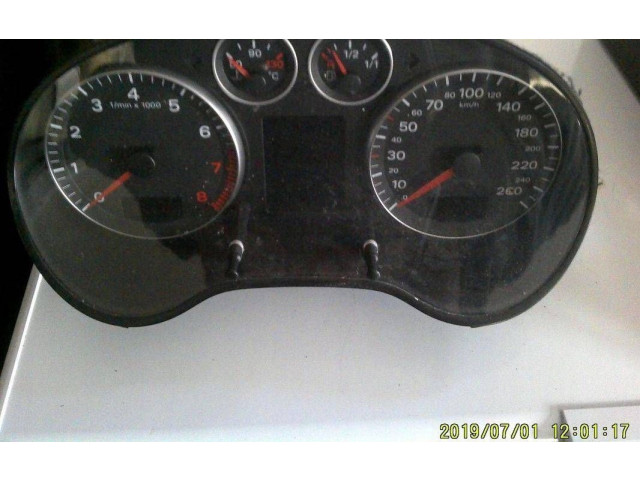 Панель приборов    Audi A3 S3 8P       