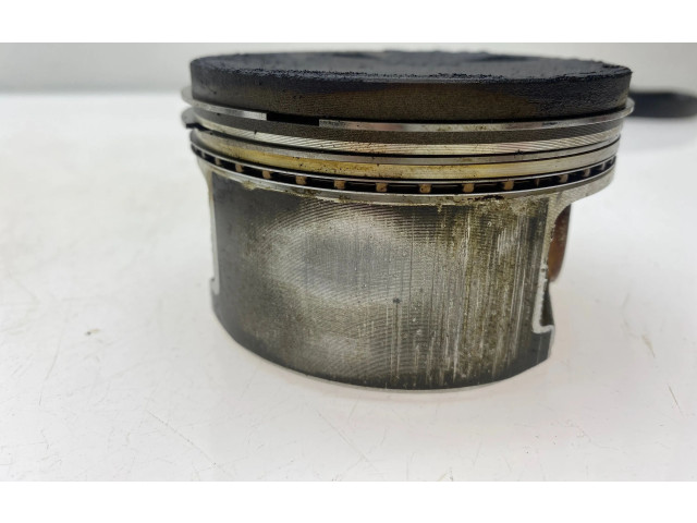 Píst 12006AB270 Subaru Forester SF