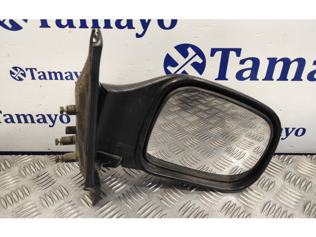 Zpětné zrcátko Nissan Serena 1994