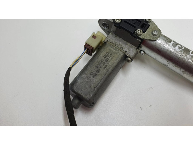 Сиденье управления двигателем