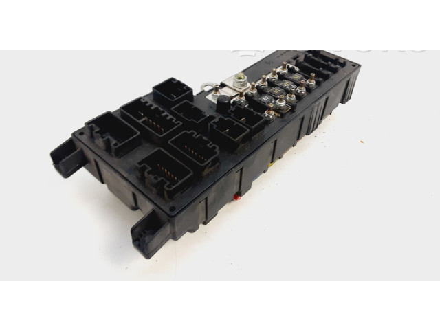 Блок предохранителей 30679527, 08696098   Volvo XC90    