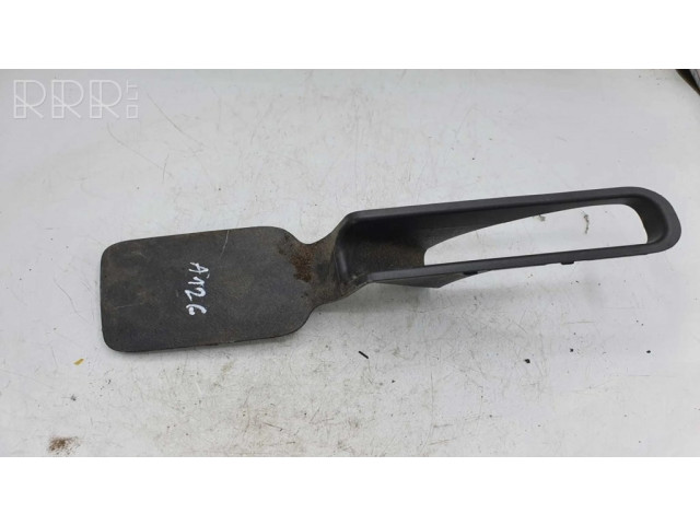 Другая деталь салона