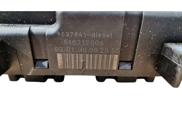 Блок предохранителей 8637841, 518717004 Volvo S60