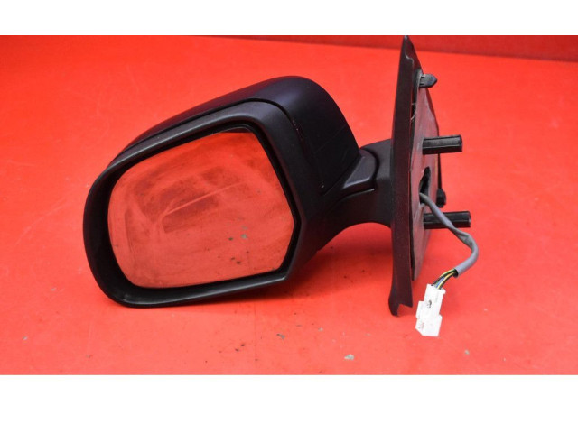 Зеркало электрическое Dacia Dokker 2012 - года