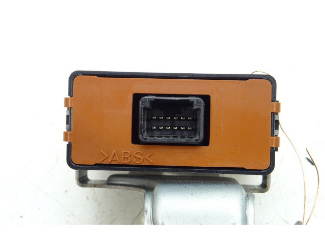 Блок управления 89769-60030 Toyota Highlander XU40