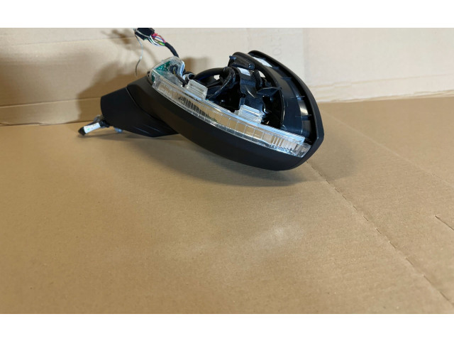 Зеркало электрическое        Volkswagen Golf VIII  2019 -  года   