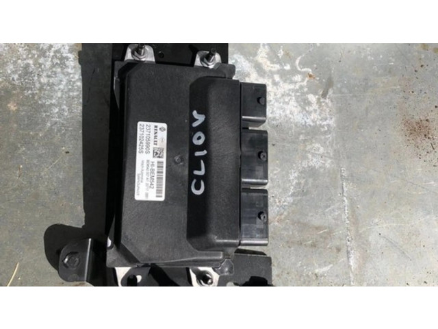 Блок управления двигателем ECU