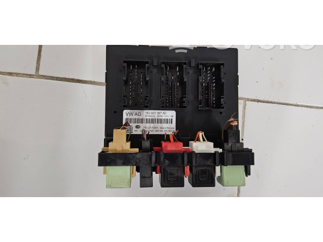 Блок комфорта 1K0937087AD Skoda Octavia Mk2 (1Z)