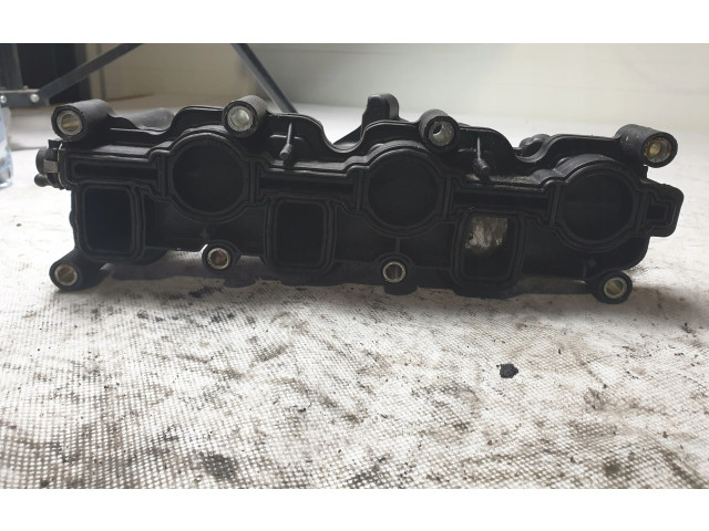 Всасывающий коллектор 059129712CA   Audi A5 8T 8F  