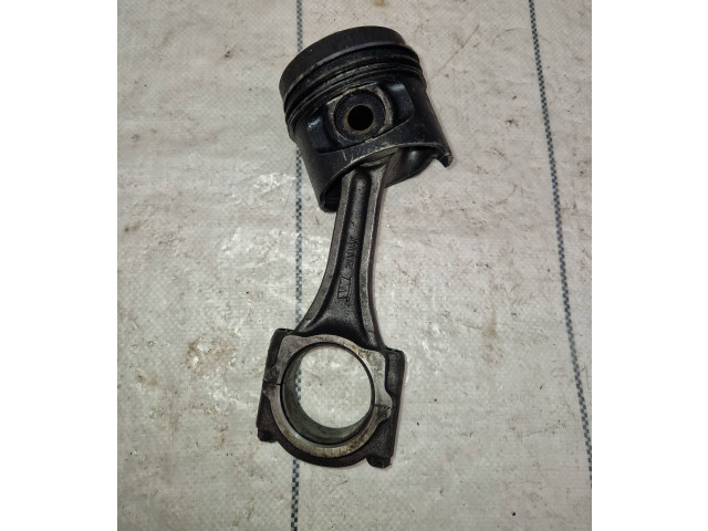  Поршень с шатуном  2008F  Jeep Cherokee XJ  