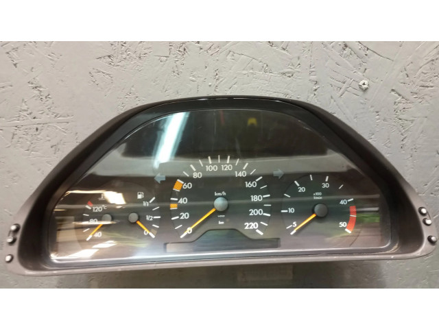 Přístrojová deska Mercedes-Benz E AMG W210 1996 2105406547