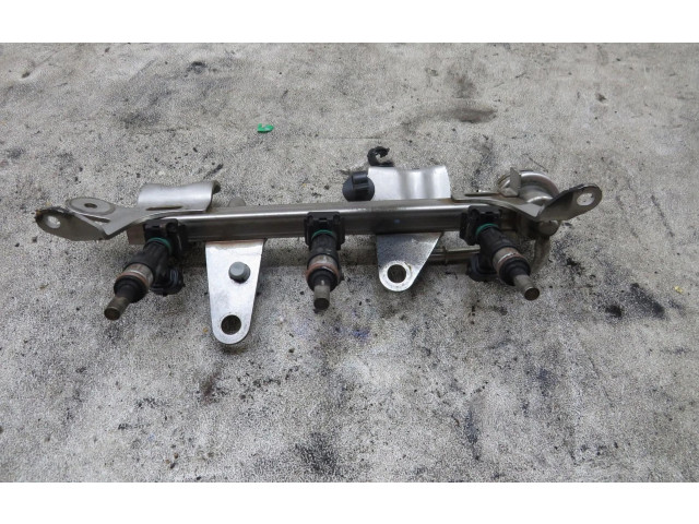 Vstřikovací lišta 175201470R   Renault Clio IV     