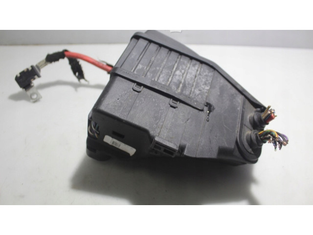 Блок предохранителей     Volvo S80    