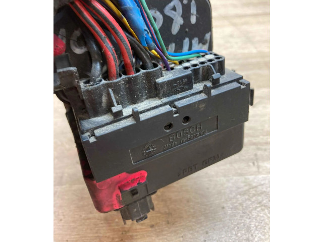 Блок АБС 0273004225, 265216464 Mitsubishi Carisma 1996 - 1999 года