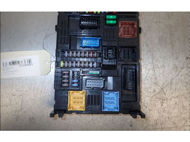 Блок предохранителей 9671941780 Citroen C3 Aircross