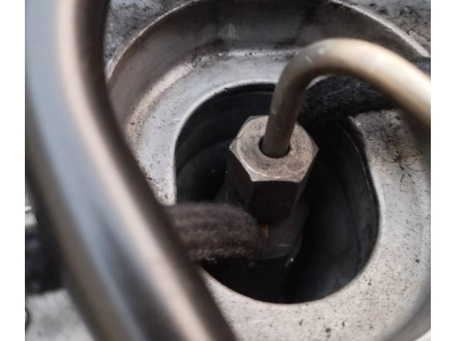 Vstřikovač Mercedes-Benz E W210