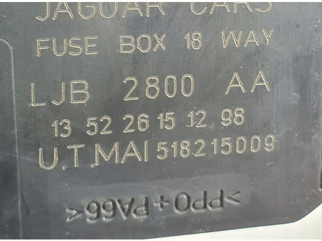 Блок предохранителей LJB2800AA Jaguar XK8 - XKR