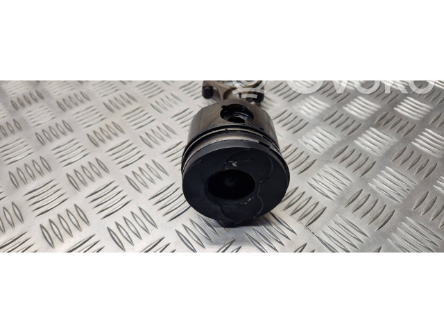 Píst    Citroen Berlingo     