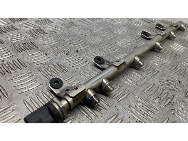 Vstřikovací lišta 7576779 BMW 3 E92 E93 pro benzínový motor 3.0