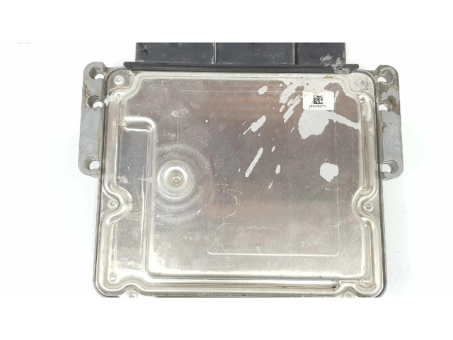 Блок управления двигателя 237106319R   Dacia Dokker