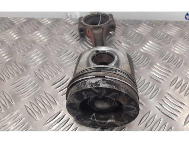  Поршень CAYC CAYC  Skoda Octavia Mk2 (1Z)  