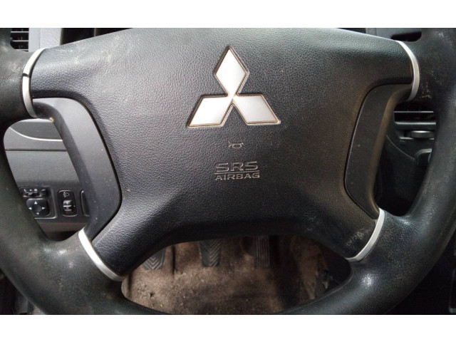 Подушка безопасности водителя Mitsubishi Montero